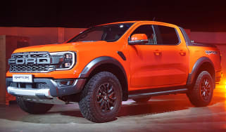 Ford Ranger Raptor - studio front